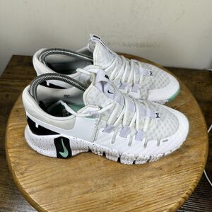 Nike Free Metcon 5 Shoes Womens Size 8 White Mint DV3950-101 Training Sneakers